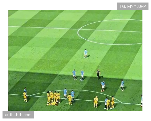 德布劳内任意球直接破门，曼城总比分1-1扳平国际米兰